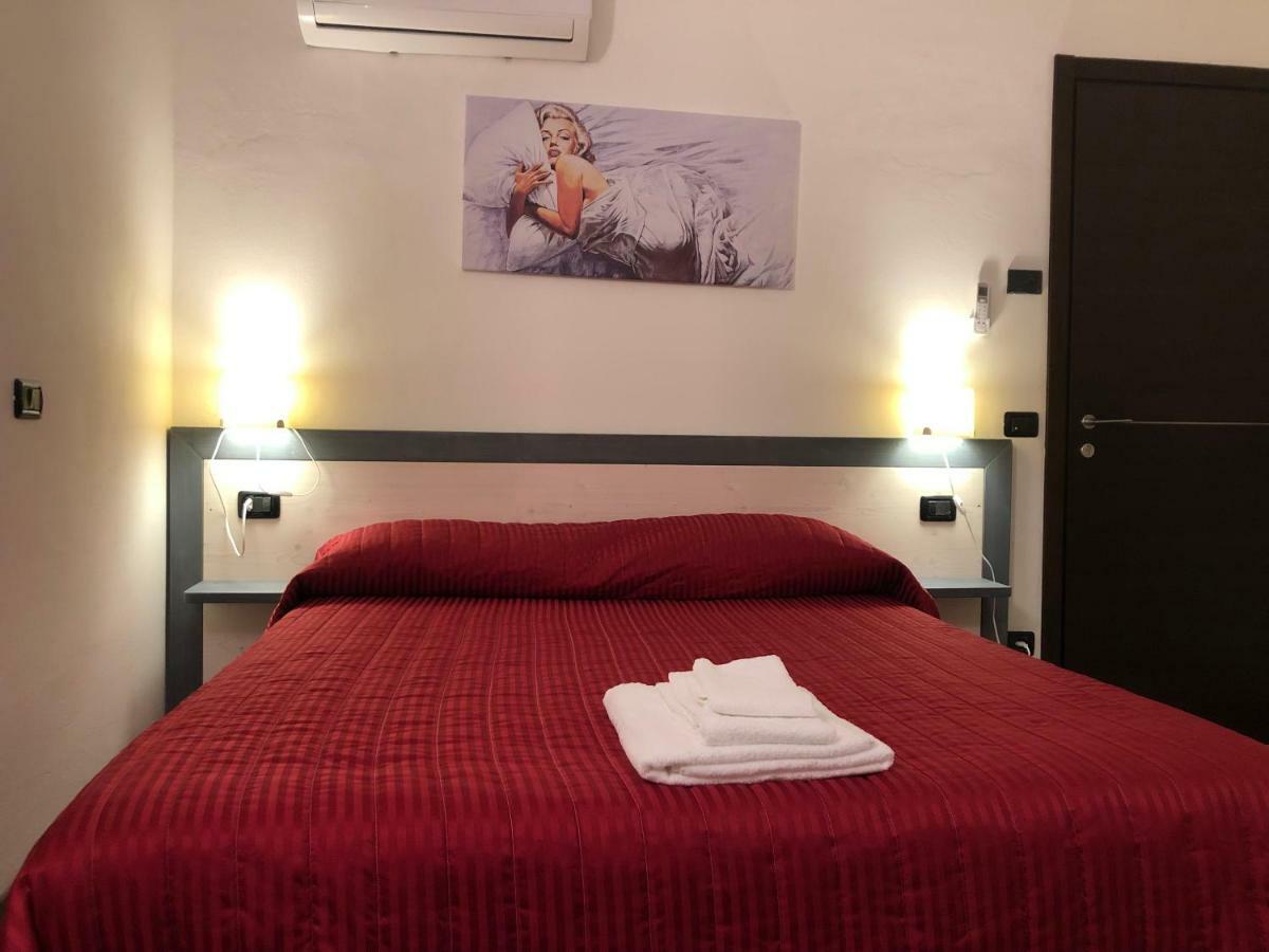 Bed and Breakfast La Casa Di Anna Delebio Exterior foto